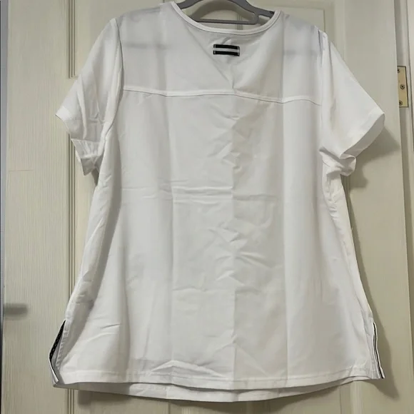 White Koi Scrub Top EUC - Picture 2 of 5